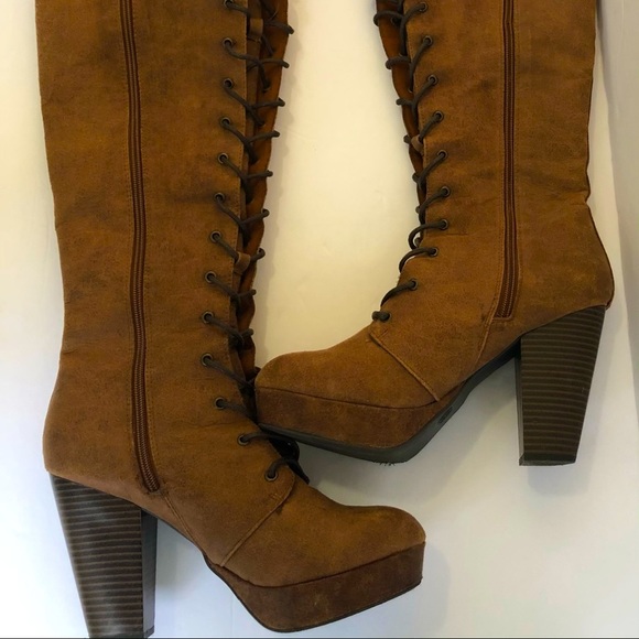 Steve Madden Shoes - Steve Madden Knee High Lace Up Boots